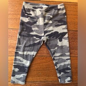 Splendid Camo Size 18-24 Months Leggings